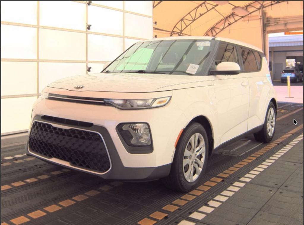 2021 Kia Soul LX's photo