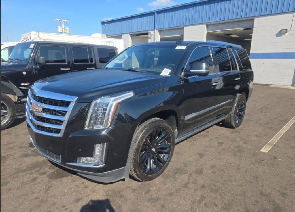 2017 Cadillac Escalade Premium Luxury's photo