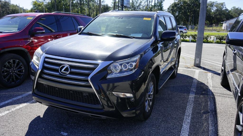 2014 Lexus GX Luxury's photo