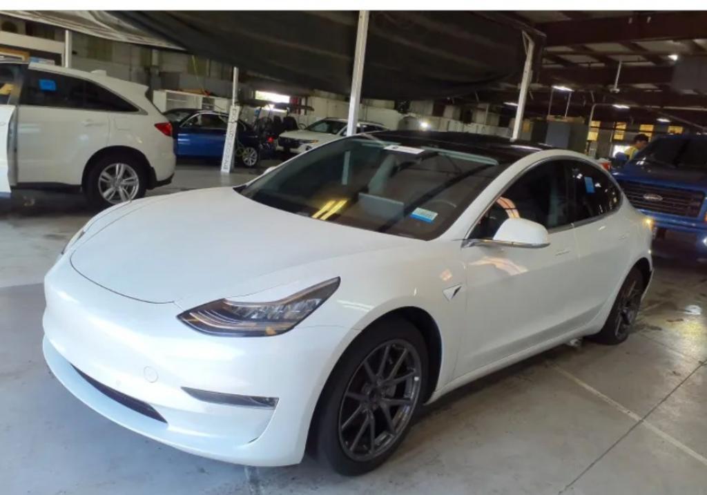2020 Tesla Model 3 Base's photo