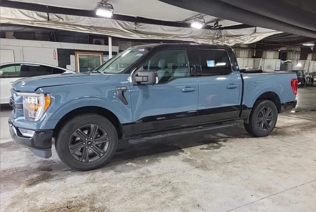2023 Ford F-150 XLT's photo