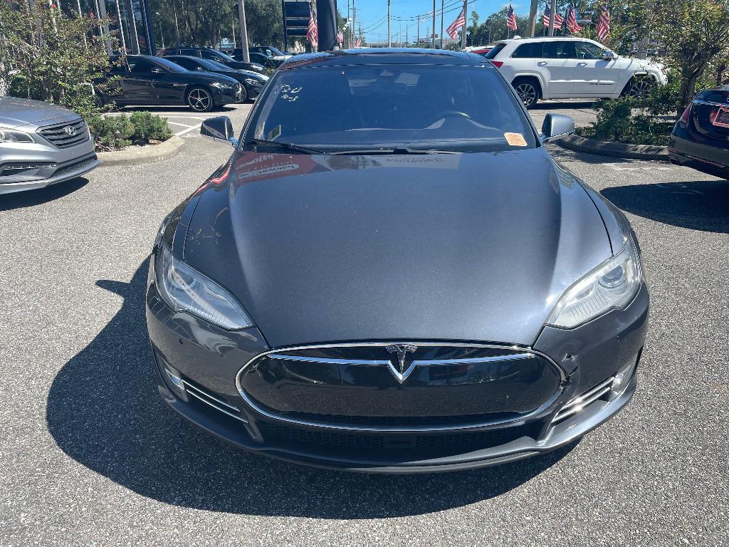 2015 Tesla Model S 85D's photo
