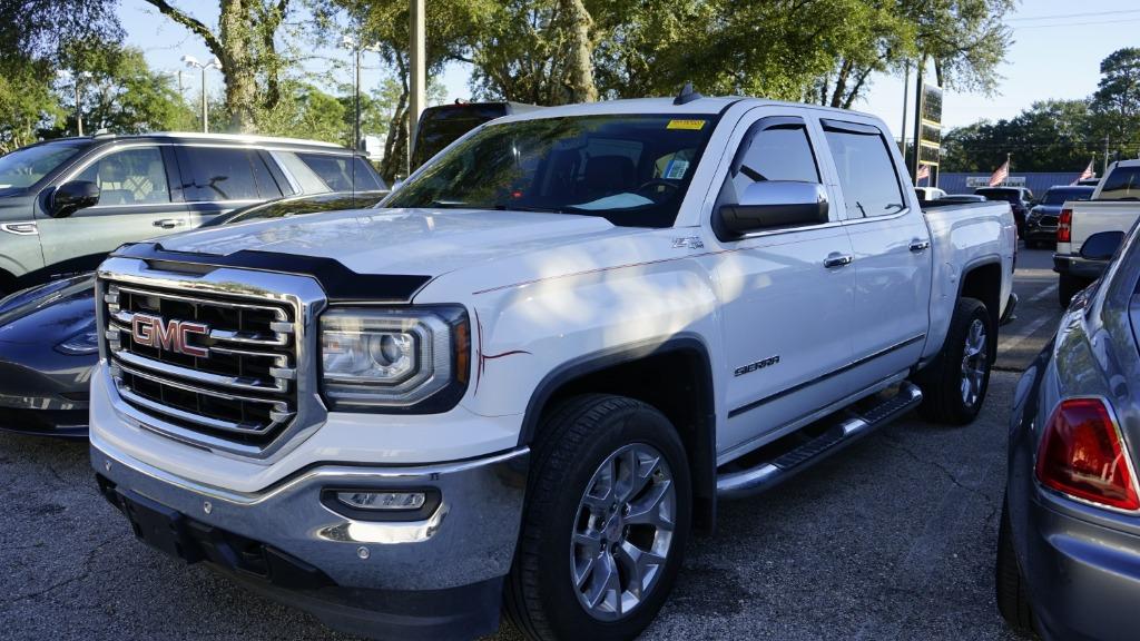 2017 GMC Sierra 1500 SLT's photo