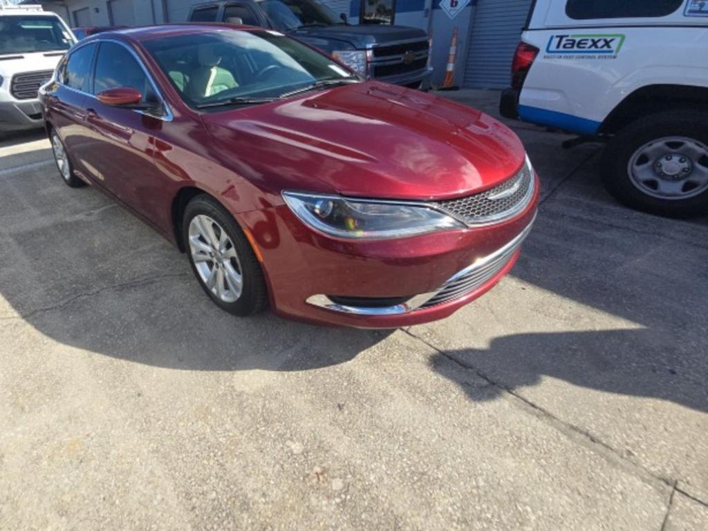 2017 Chrysler 200 Limited