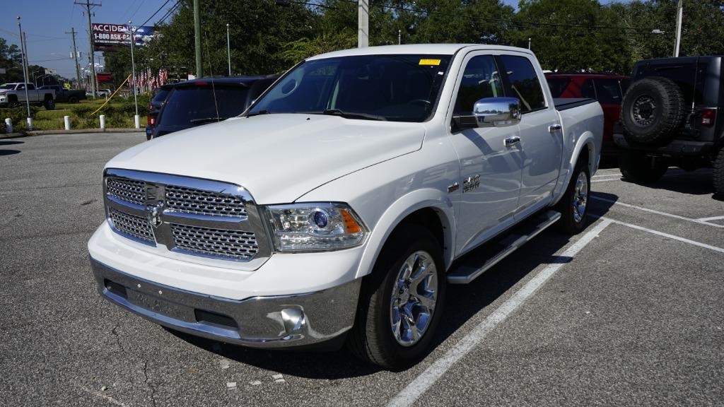 2017 RAM Ram 1500 Pickup Laramie's photo