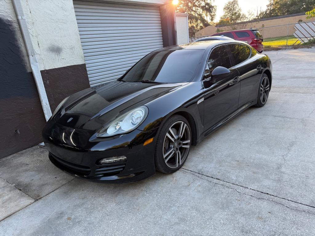 2011 Porsche Panamera Base's photo
